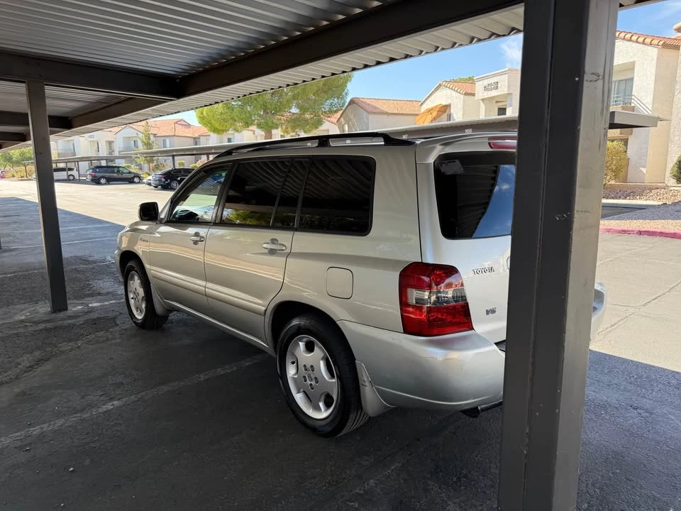 2005 Toyota Highlander - Image 17 of 18