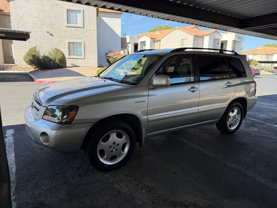 2005 Toyota Highlander - Image 5 of 18