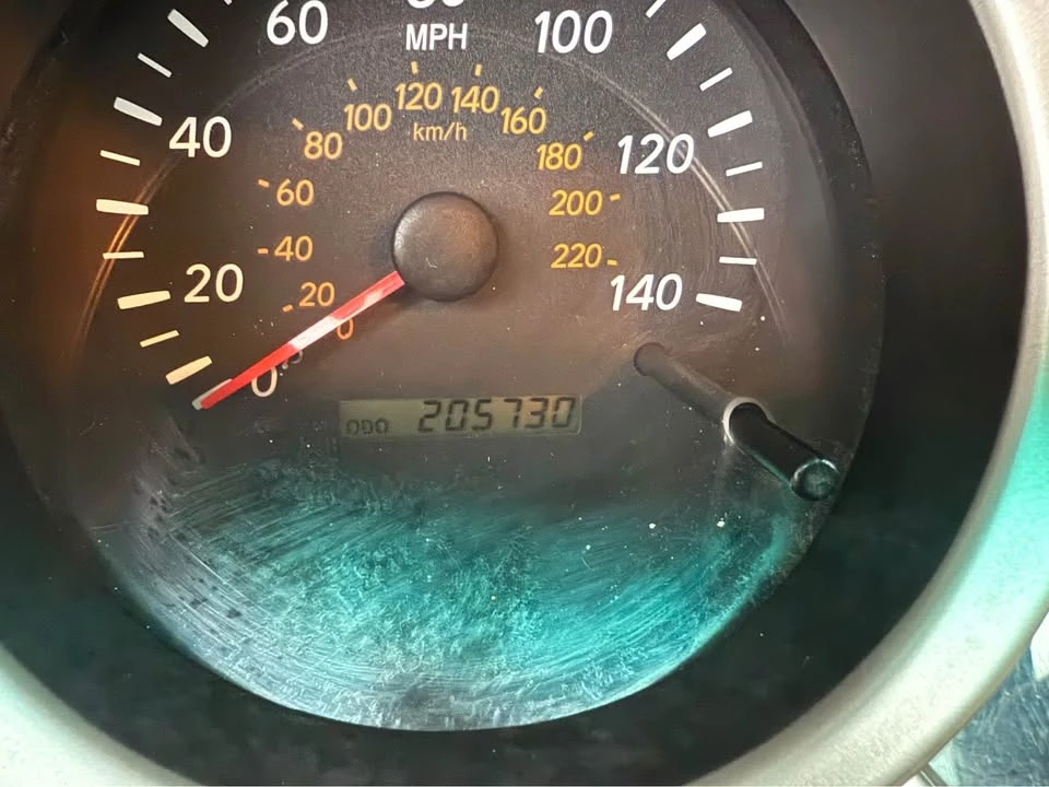 2005 Toyota Highlander - Image 15 of 17