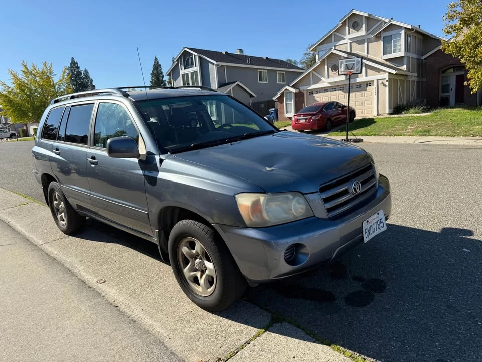 2005 Toyota Highlander - Image 3 of 12