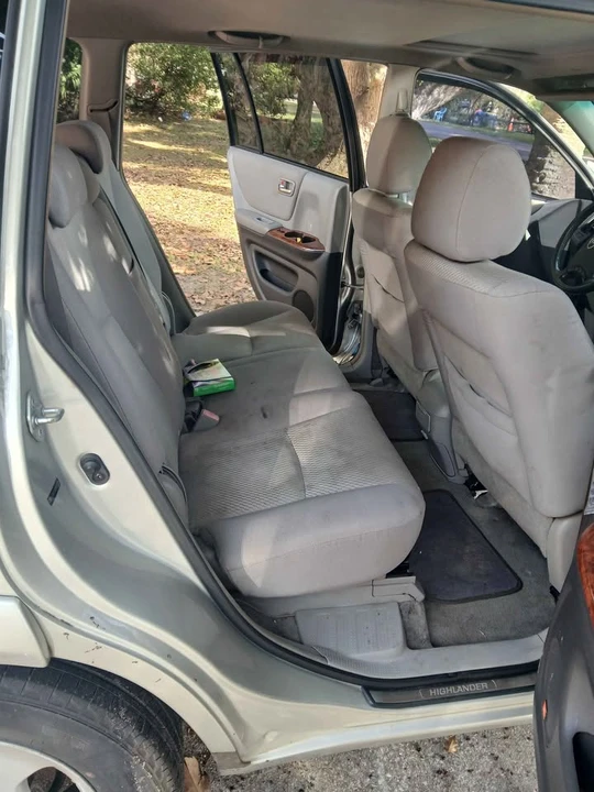 2005 Toyota Highlander - Image 5 of 5
