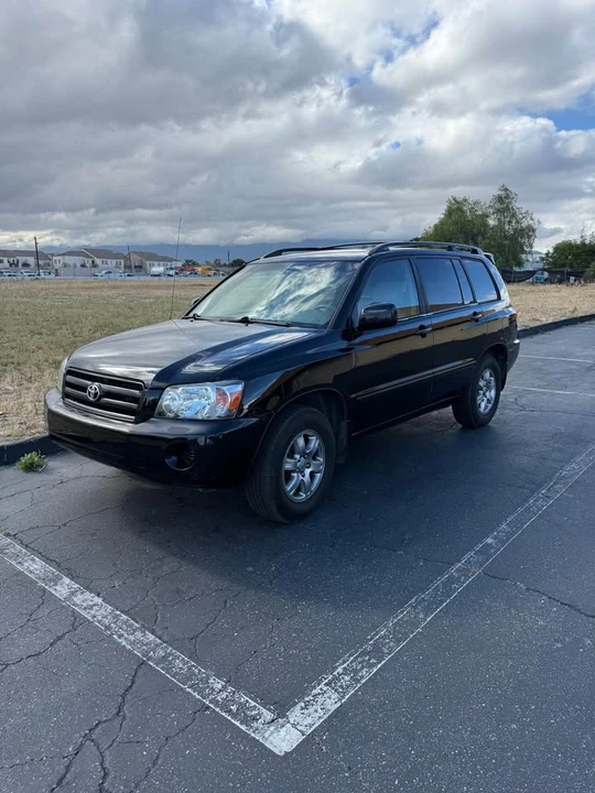 2005 Toyota Highlander - Image 7 of 17