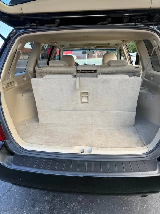 2005 Toyota Highlander - Image 13 of 17