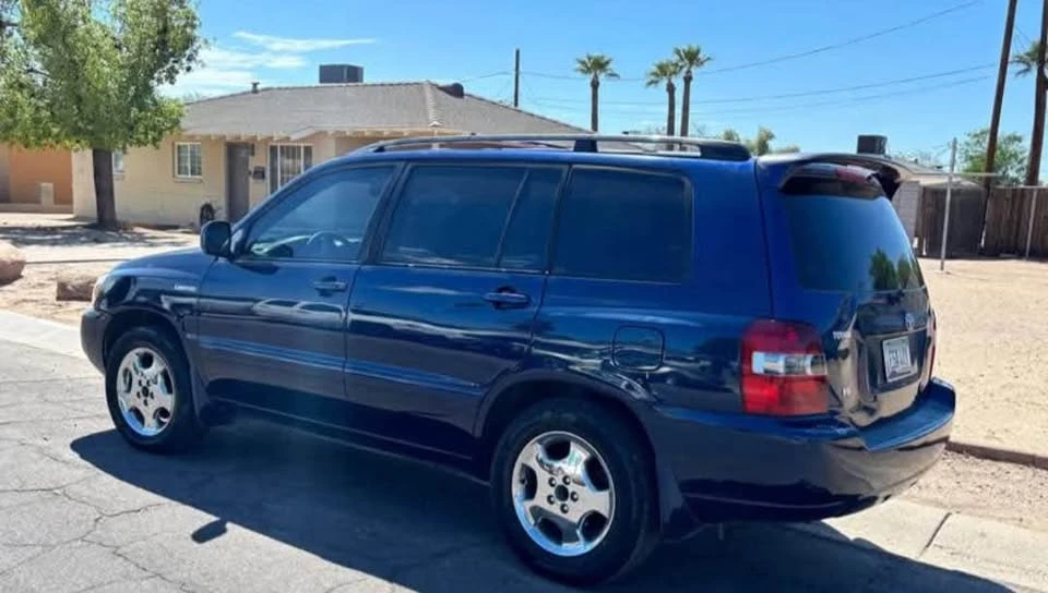 2005 Toyota Highlander - Image 3 of 10