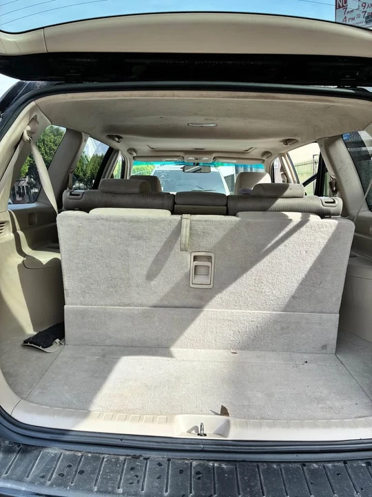 2005 Toyota Highlander - Image 8 of 8