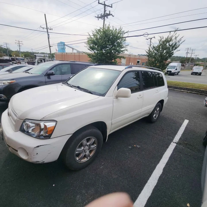 2005 Toyota Highlander - Image 3 of 4