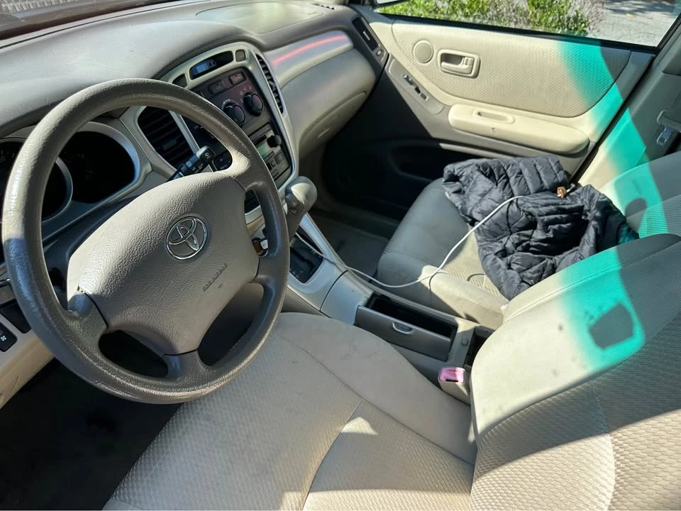 2005 Toyota Highlander - Image 6 of 9