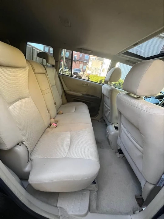 2005 Toyota Highlander - Image 7 of 7
