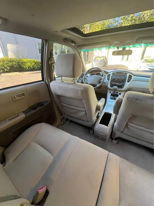 2005 Toyota Highlander - Image 6 of 7