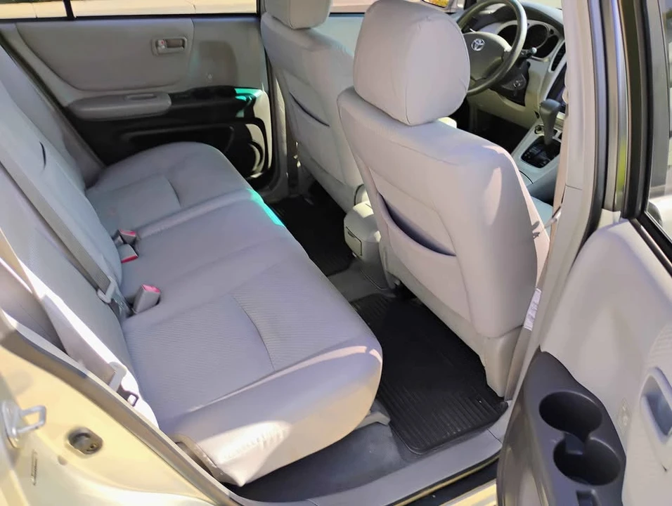 2005 Toyota Highlander - Image 15 of 16