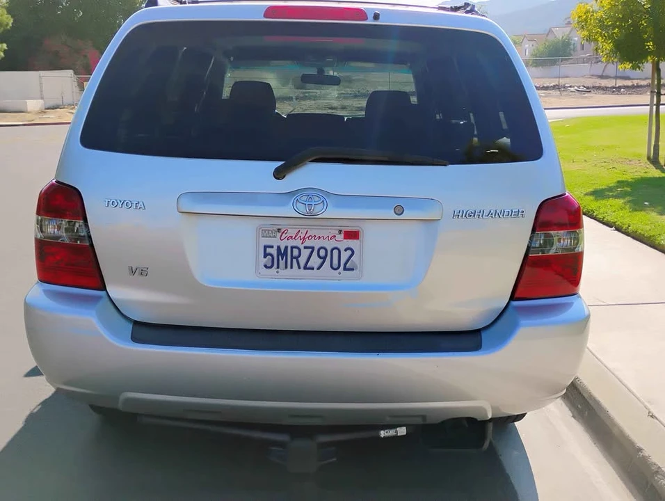 2005 Toyota Highlander - Image 13 of 16