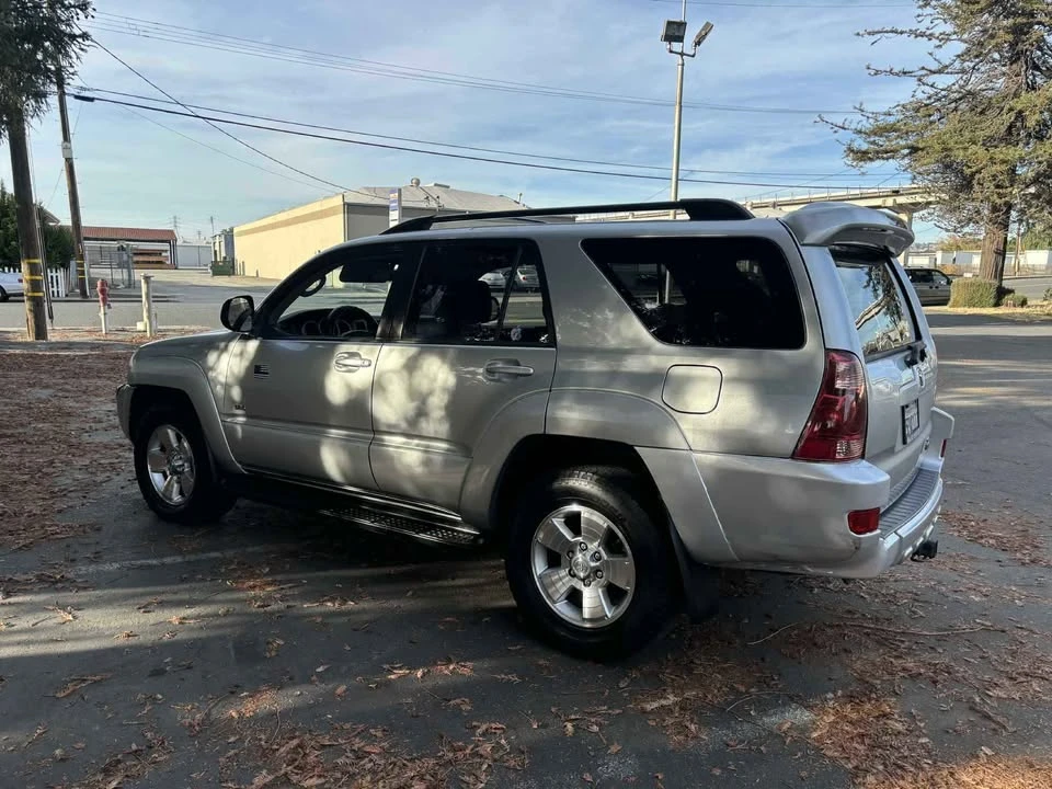 2005 Toyota Highlander - Image 2 of 9
