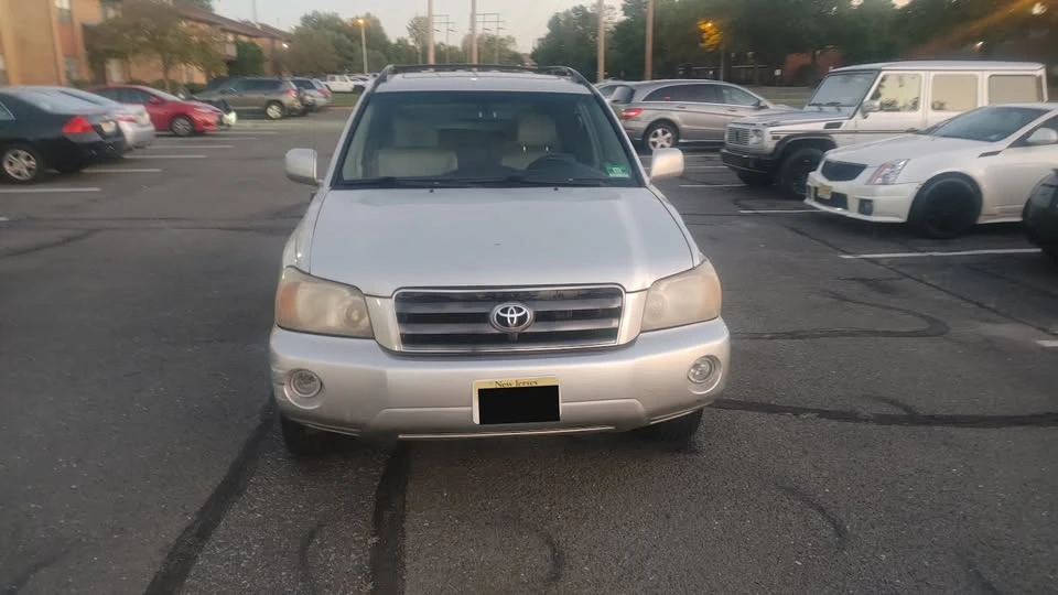 2005 Toyota Highlander - Image 5 of 12