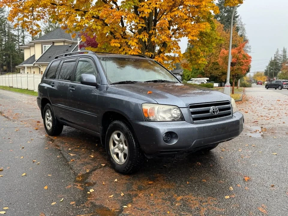 2005 Toyota Highlander - Image 8 of 15