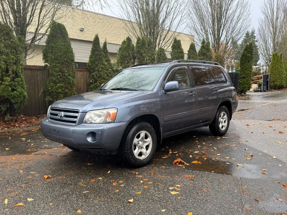 2005 Toyota Highlander - Image 2 of 15