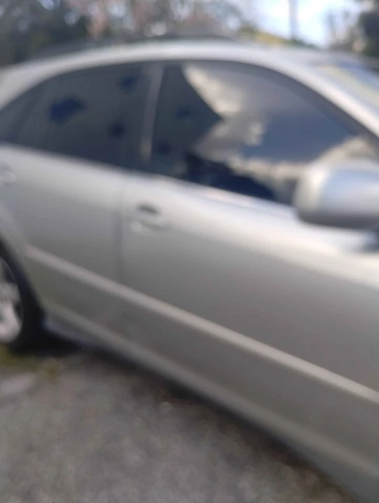 2005 Lexus RX 2nd Gen - Image 6 of 10