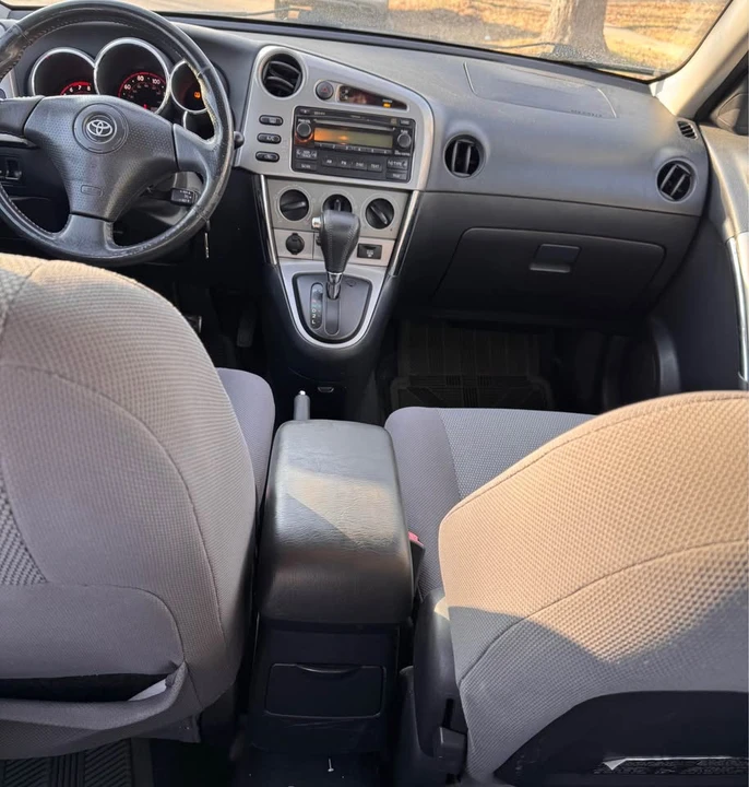 2005 Toyota Matrix 1st Gen - Image 4 of 4