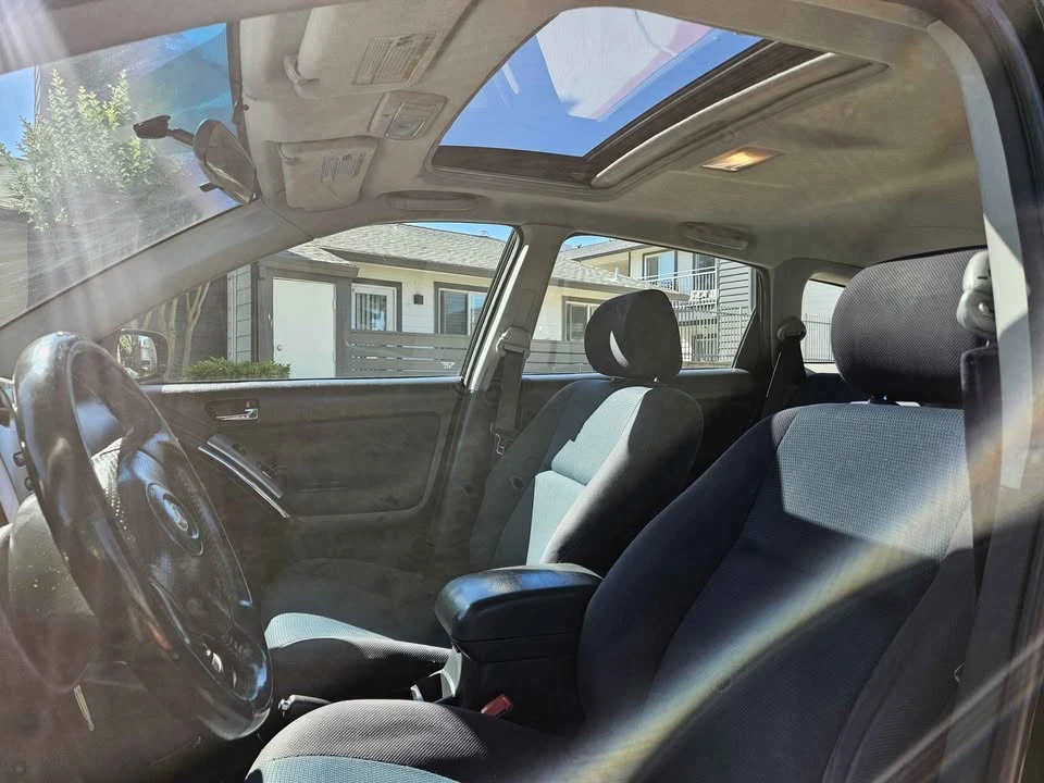 2005 Toyota Matrix 1st Gen - Image 11 of 14