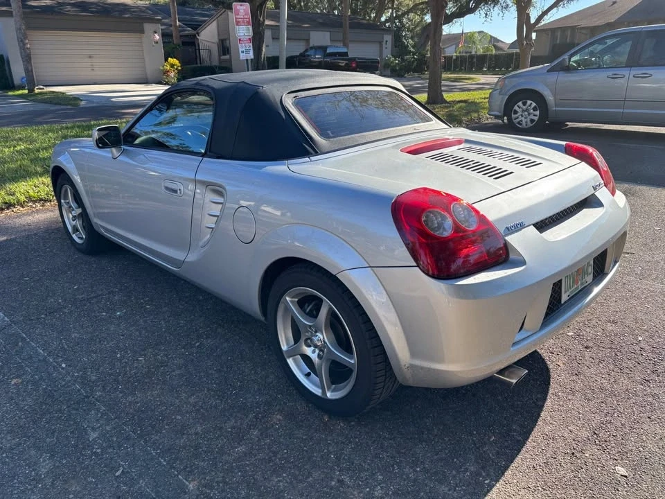 2005 Toyota MR2 Spyder/MR-S - Image 7 of 7