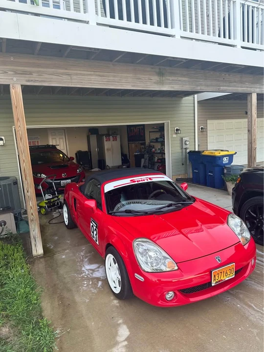 2005 Toyota MR2 Spyder/MR-S - Image 12 of 12
