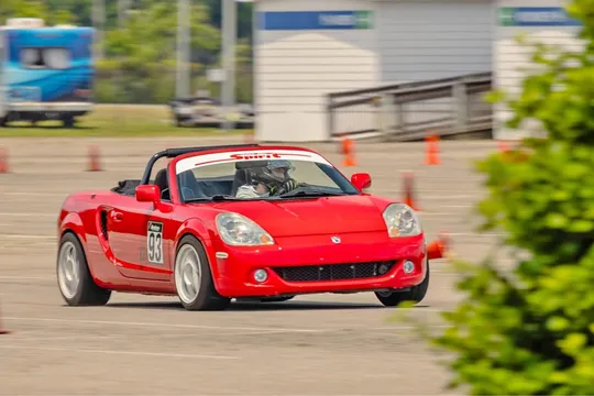 2005 Toyota MR2