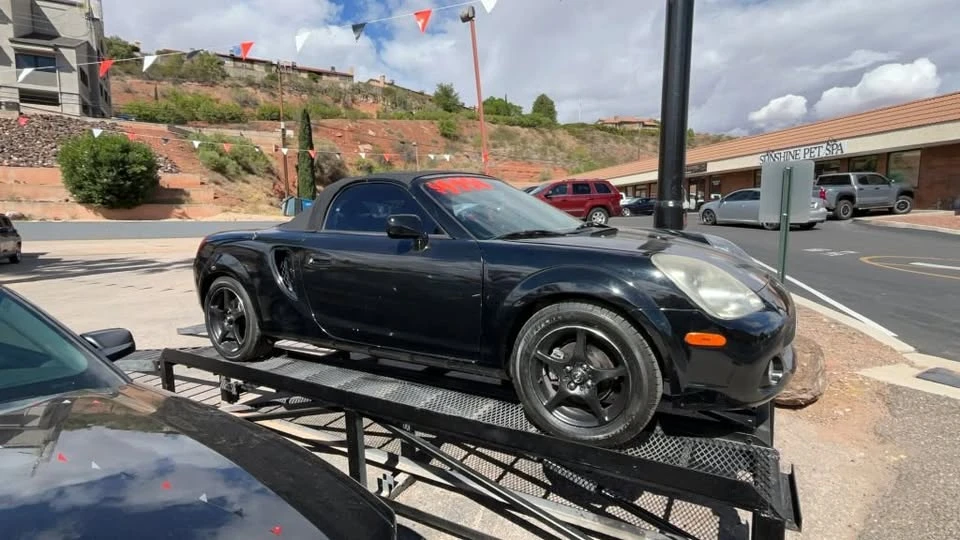 2005 Toyota MR2 Spyder/MR-S - Image 7 of 9