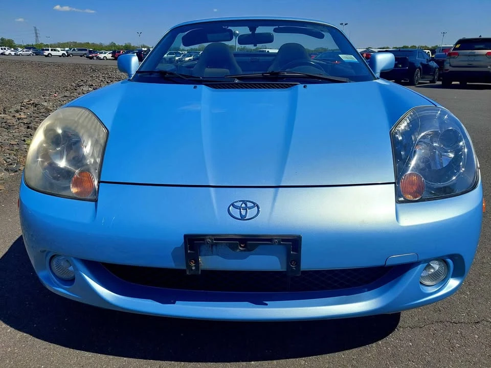 2005 Toyota MR2 Spyder/MR-S - Image 10 of 11