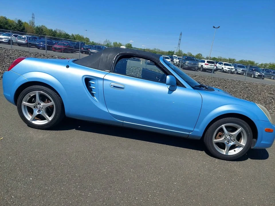 2005 Toyota MR2 Spyder/MR-S - Image 6 of 11