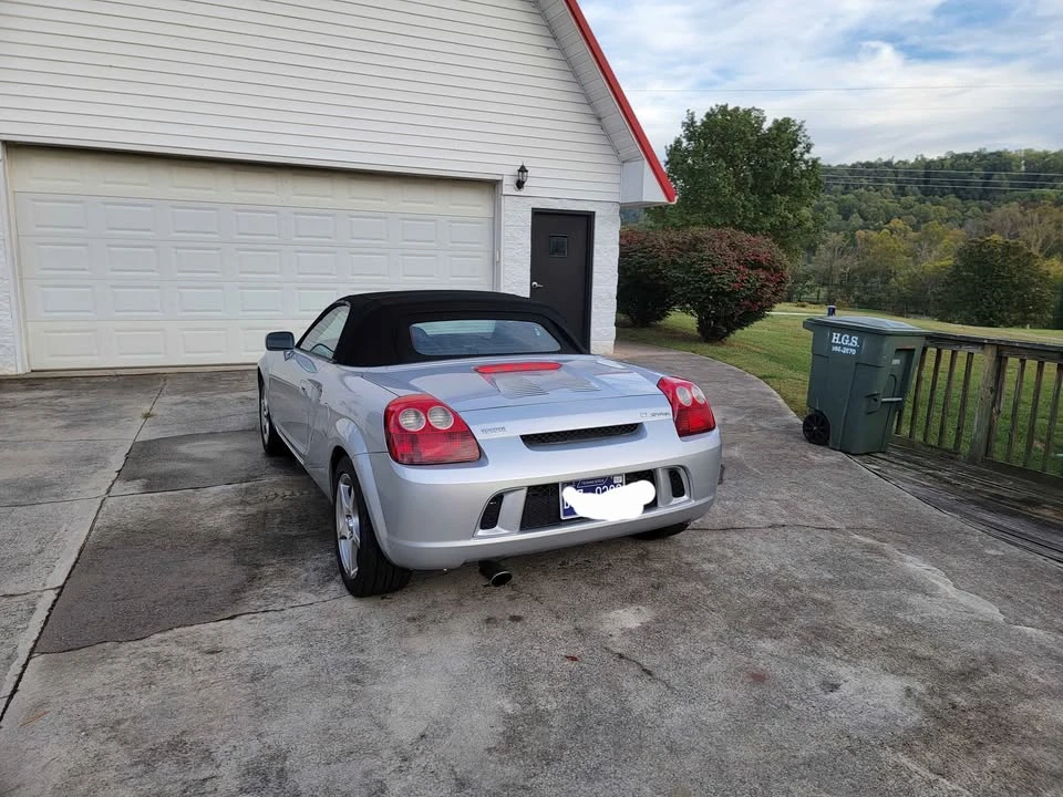 2005 Toyota MR2 Spyder/MR-S - Image 4 of 4