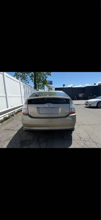 2005 Toyota Prius 2nd Gen - Image 10 of 14