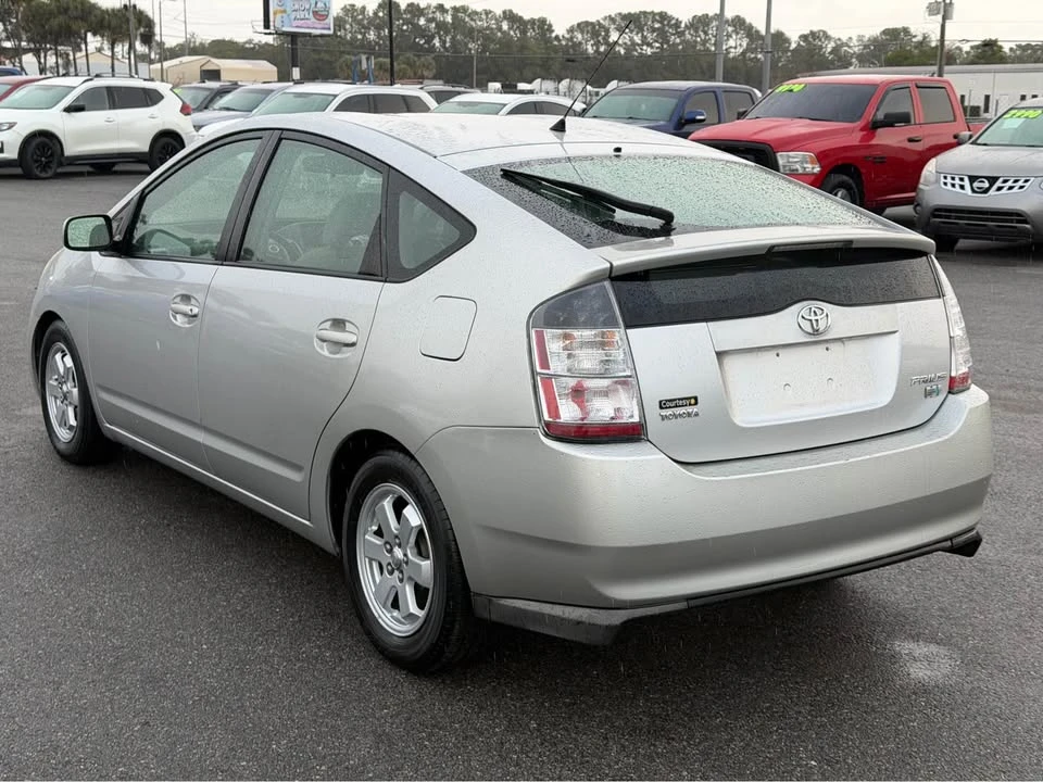 2005 Toyota Prius 2nd Gen - Image 4 of 11