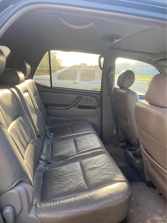 2005 Toyota Sequoia 1st Gen - Image 6 of 7