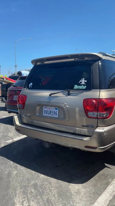 2005 Toyota Sequoia 1st Gen - Image 3 of 8