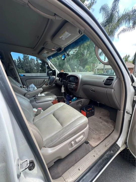 2005 Toyota Sequoia 1st Gen - Image 10 of 14