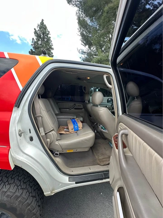 2005 Toyota Sequoia 1st Gen - Image 12 of 14