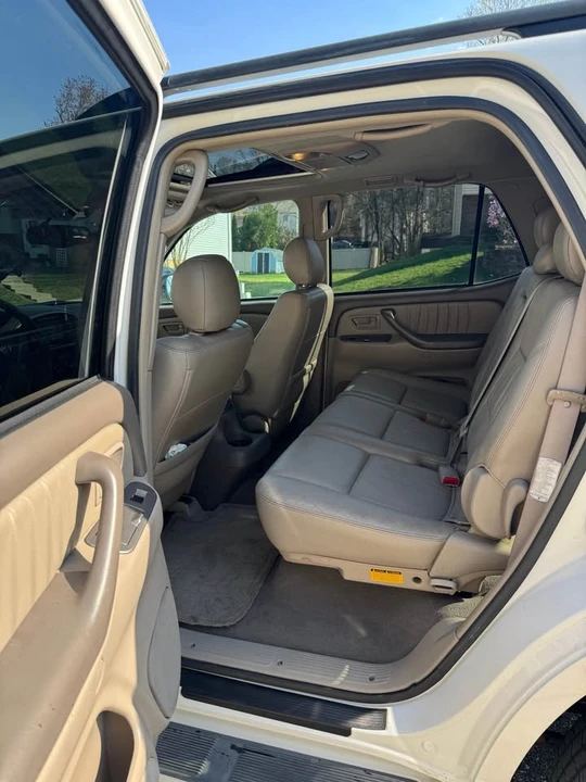 2005 Toyota Sequoia 1st Gen - Image 6 of 10