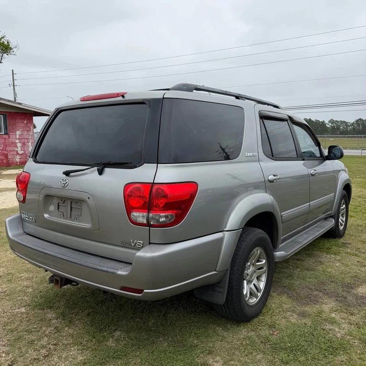 2005 Toyota Sequoia 1st Gen - Image 6 of 20
