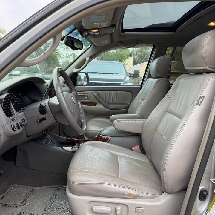 2005 Toyota Sequoia 1st Gen - Image 10 of 20