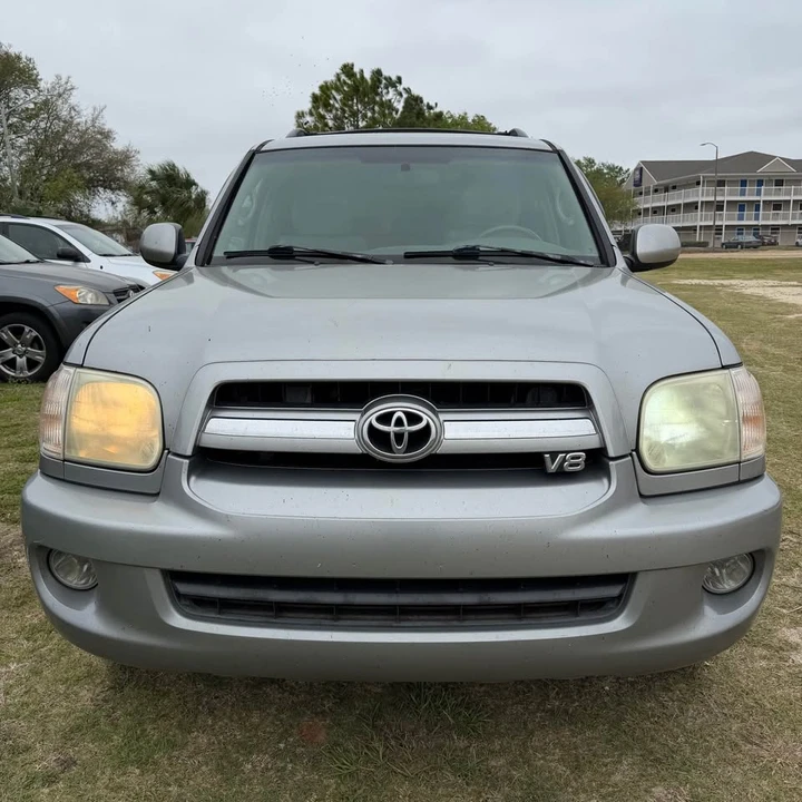 2005 Toyota Sequoia 1st Gen - Image 9 of 20