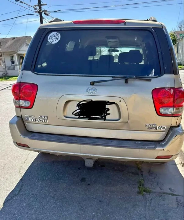2005 Toyota Sequoia 1st Gen - Image 3 of 3