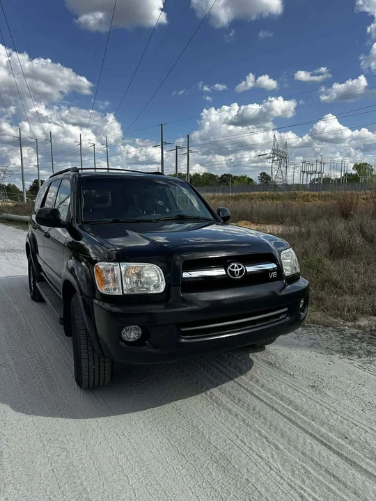 2005 Toyota Sequoia 1st Gen - Image 6 of 19