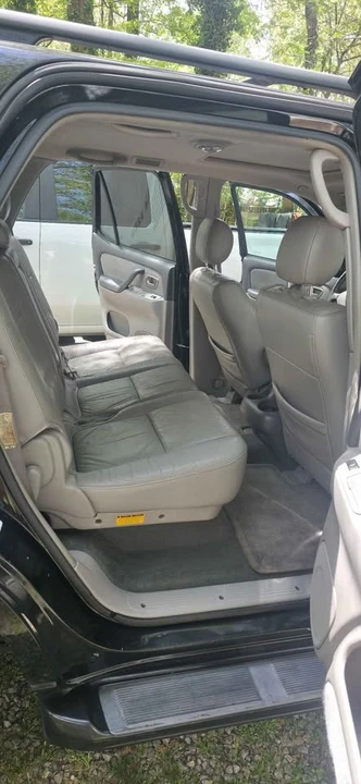 2005 Toyota Sequoia 1st Gen - Image 12 of 19