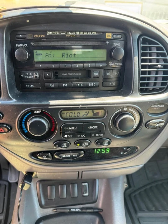 2005 Toyota Sequoia 1st Gen - Image 7 of 7