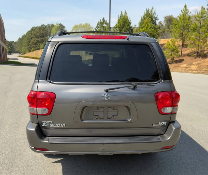 2005 Toyota Sequoia 1st Gen - Image 6 of 20