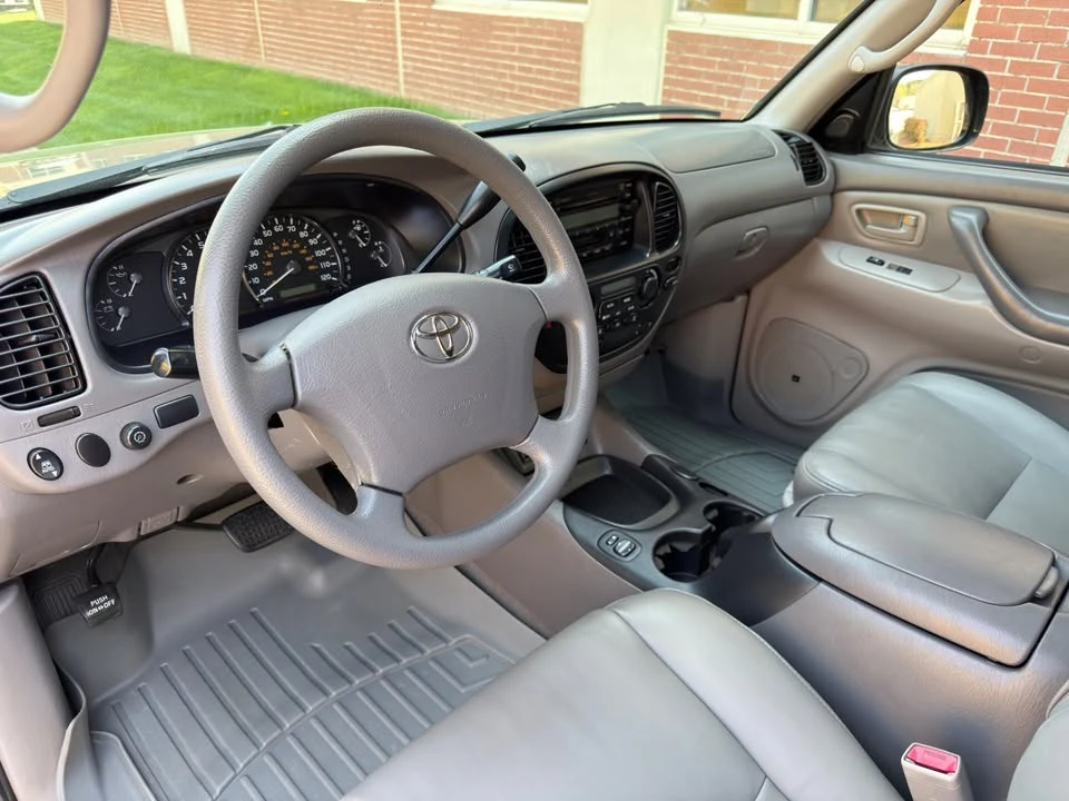 2005 Toyota Sequoia 1st Gen - Image 7 of 20