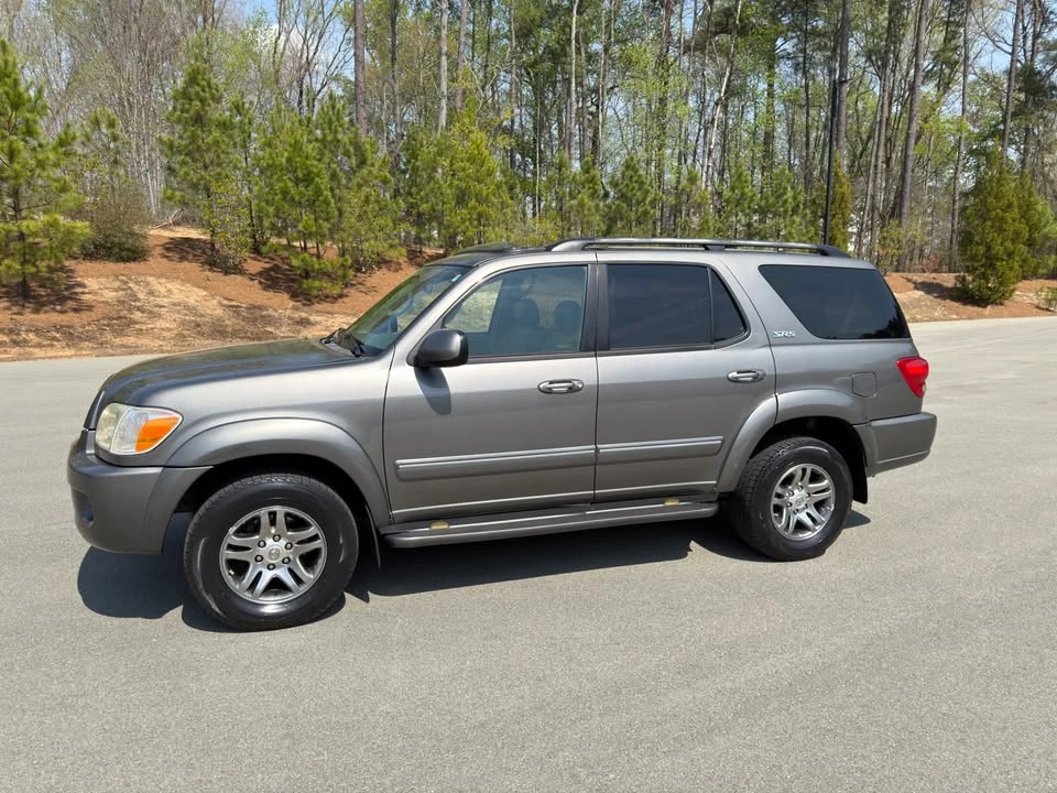 2005 Toyota Sequoia 1st Gen - Image 5 of 20