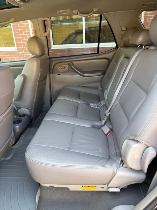 2005 Toyota Sequoia 1st Gen - Image 14 of 20