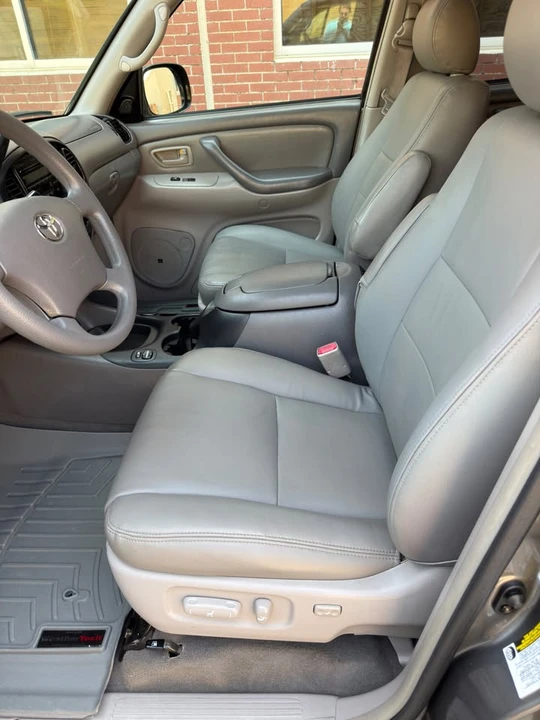 2005 Toyota Sequoia 1st Gen - Image 8 of 20