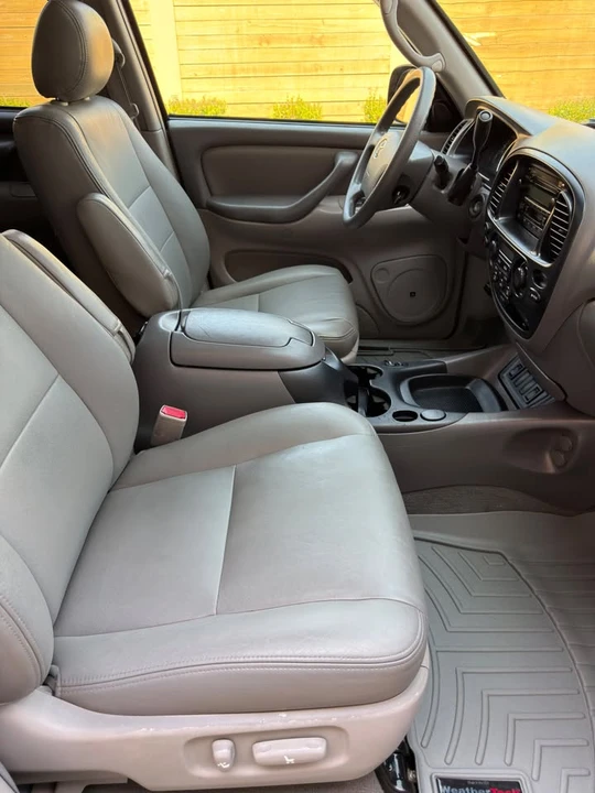 2005 Toyota Sequoia 1st Gen - Image 12 of 20