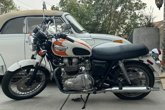2005 Triumph Bonneville T100